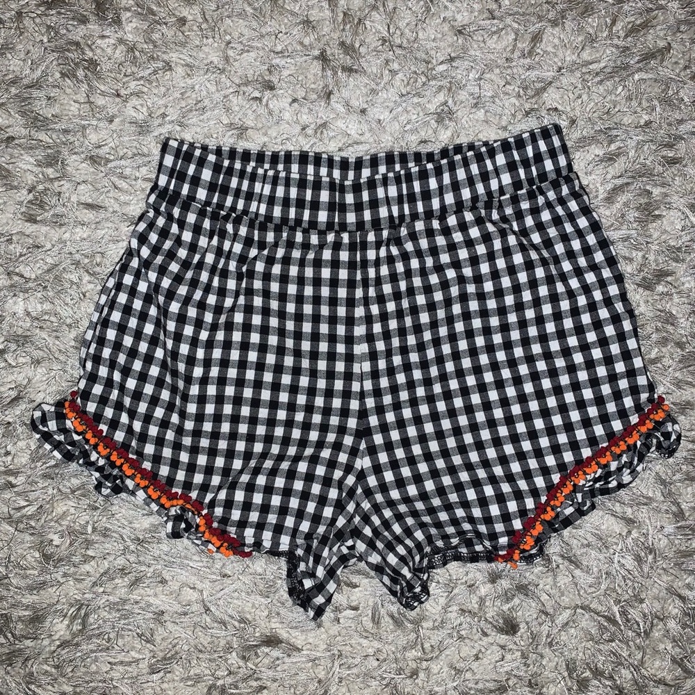 5/$20 🦄 Jesse & J shorts size medium